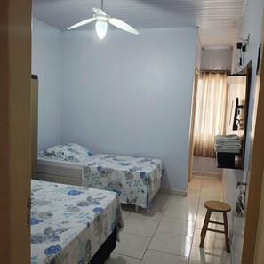 Classic Double or Twin Room, 3 Bedrooms, Partial Lake View | Free WiFi, bed sheets - HOTEL ENTRE LAGOS (São José do Cerrito)