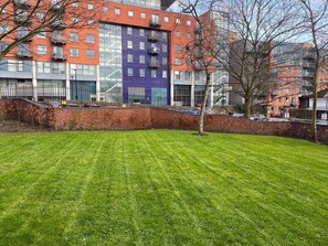 Exterior - Premium Studio @ Victoria Court • Stay Angels (Broomhall)