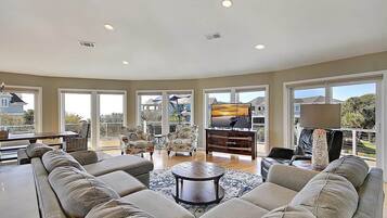 Smart TV, DVD player, books