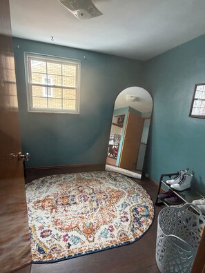 Interior - Inviting & Cozy 2 Bedroom Home in Pittsburgh (Pittsburgh)