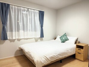 3 bedrooms, Internet