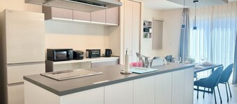 Akikawa Toshima 2 | 20 mins to Airport | Steel-Frame 4BR | Up to 7 Guests