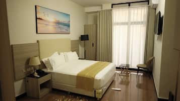 Deluxe Room, Balcony, City View