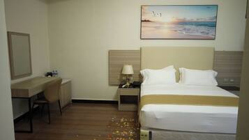 Standard Room, Patio, City View