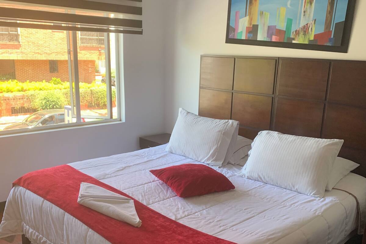 Quarto solteiro básico, vista para a baía