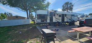 Exterior - Adorable 2-bedroom camper the heart of Lutz (Lutz)