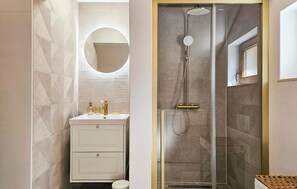 Shower - Lovely home in Smiljan with sauna (Smiljan)