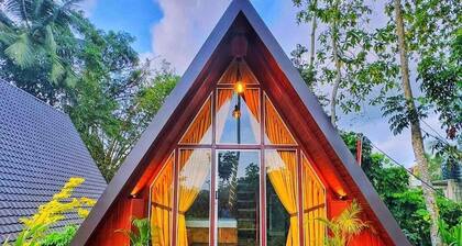 The mountain breeze galle