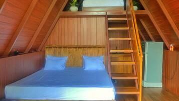 Superior chalet, balkon, uitzicht op tuin