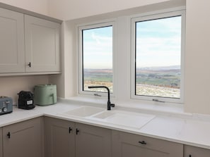 Interior - Daisy Mount (Keighley)