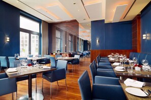 Basic Double or Twin Room, Courtyard View | Dining - TESTING - Calvin (Calgary)