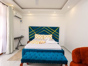 3 bedrooms, iron/ironing board, WiFi, bed sheets - Spacious 3-bedroom apartment in serene Nyali with AC and gym (Nyali)