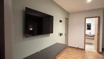 Standard Double or Twin Room, Courtyard View | Interior