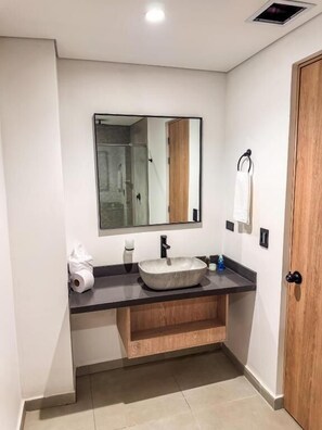 Yhden hengen standard-huone | Kylpyhuone