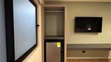 Standaard kamer, 1 twee- of 2 eenpersoonsbedden, uitzicht op binnenplaats | Interieur