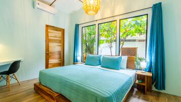 3 bedrooms, WiFi, bed sheets