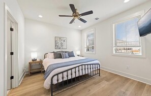 2 bedrooms, in-room safe, iron/ironing board, free WiFi