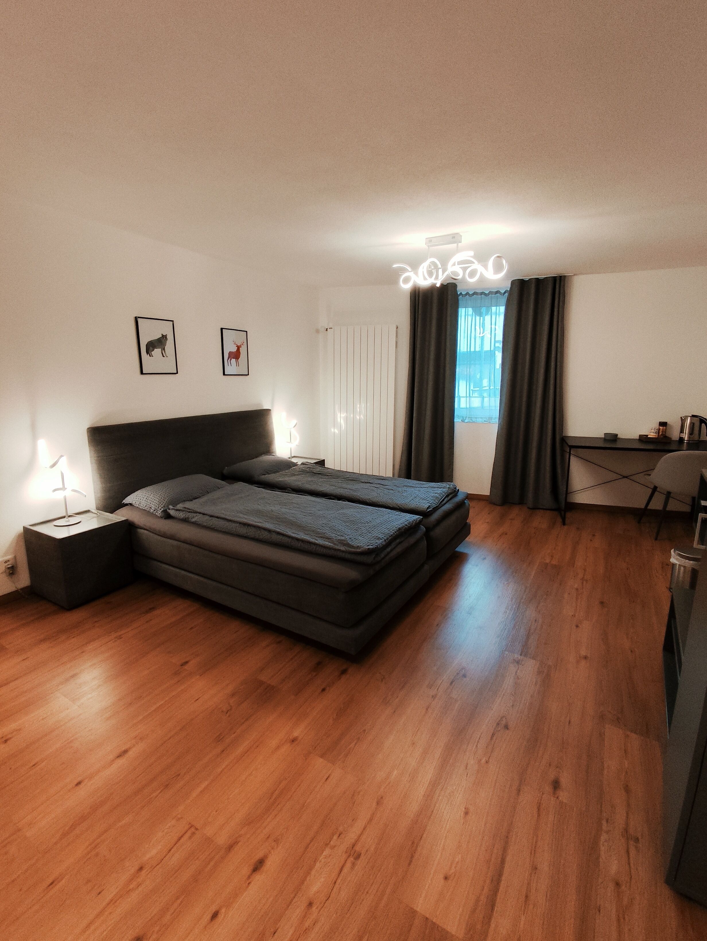 Superior Double or Twin Room | In-room safe, desk, laptop workspace, blackout drapes