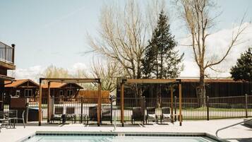 Tent, Mountain View | Pool | Seasonal outdoor pool, open 10:00 AM to 9:00 PM, pool umbrellas