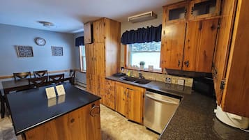 Rumah, 4 kamar tidur, Boleh Merokok, patio | Interior