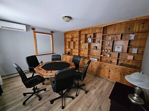 Ferienhaus, 4 Schlafzimmer, Raucher, Terrasse | Speisen