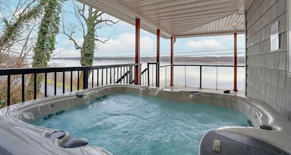 River Front w/ dreamy views - Hot Tub