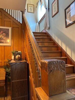 Interior - The Rest Is History: A Whimsical Victorian Escape (Baraboo)