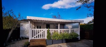 FULLY EQUIPPED 40M2 MOBILE HOME WITH ACCESS TO LAKE SANGUINET