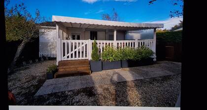 FULLY EQUIPPED 40M2 MOBILE HOME WITH ACCESS TO LAKE SANGUINET