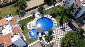 Outdoor pool - Entire Condo in a Gated Community with Spectacular Views  in Manzanillo, Mexico (Manzanillo)