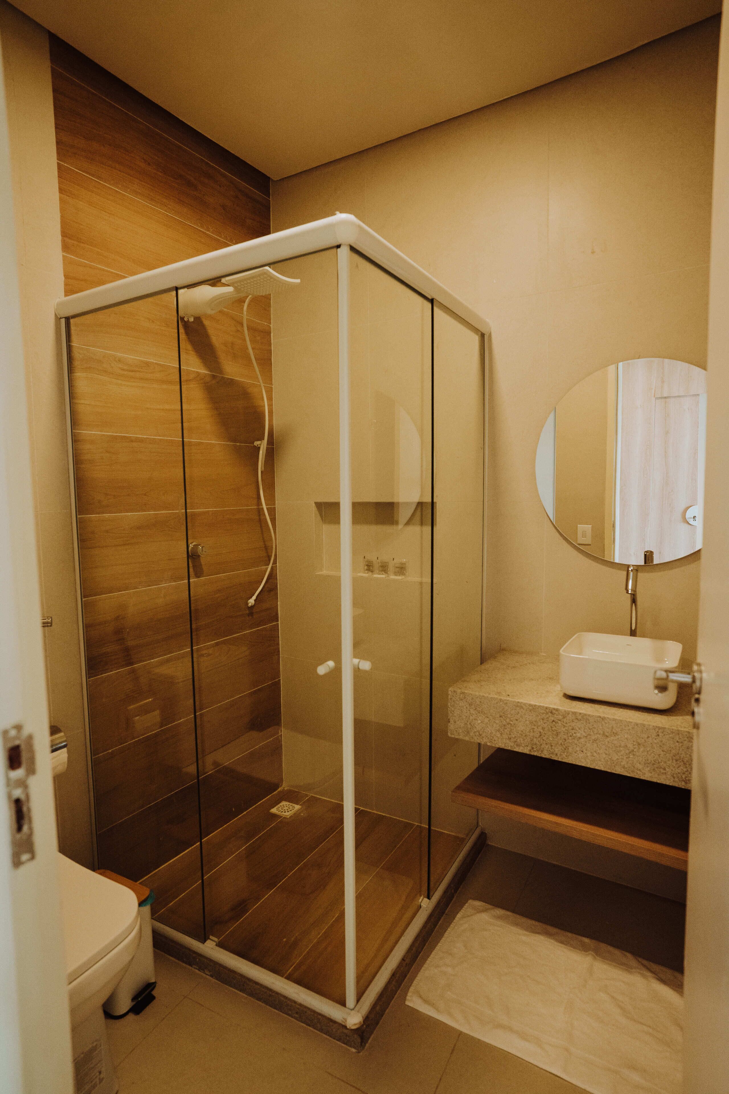 Shower, free toiletries, towels, soap