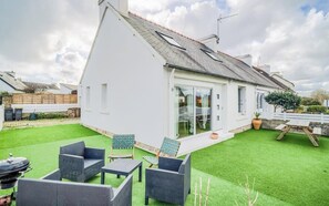 Outdoor dining - Douceur de vivre : Maison tout confort & jardin (Bénodet)