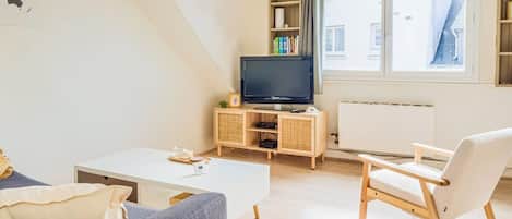 TV