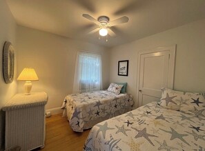 4 bedrooms, iron/ironing board, free WiFi, bed sheets - Bright 4BR Oak Bluffs Home – Walk to Town & Beach! (Oak Bluffs)