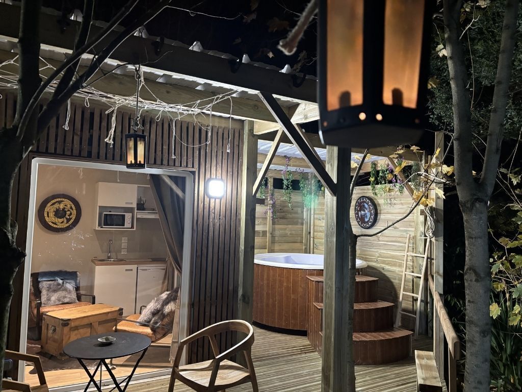 Cabin Cao cấp, bồn tắm nước nóng, quang cảnh vườn (lodge Valhalla) | Lounge