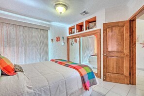 3 bedrooms, WiFi, bed sheets - Charming & Cozy Beachfront Condo Las Olas I 19 (Puerto Peñasco)