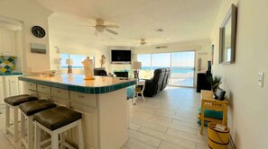 Interior - Cozy & Colorful Beachfront Condo Las Olas I 28 (Puerto Peñasco)