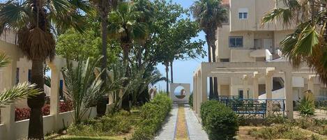 Enceinte de lâhĂ©bergement