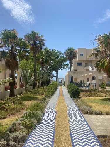 Appartement vue mer, piscine et 2 mins de la plage