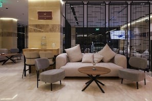 Lobby - Surestay By Best Western Madinah (Madinah)