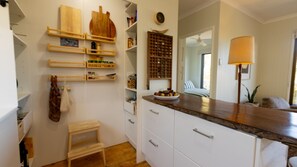 Interior - The Bach - 49 Elizabeth Crescent (Carrickalinga)