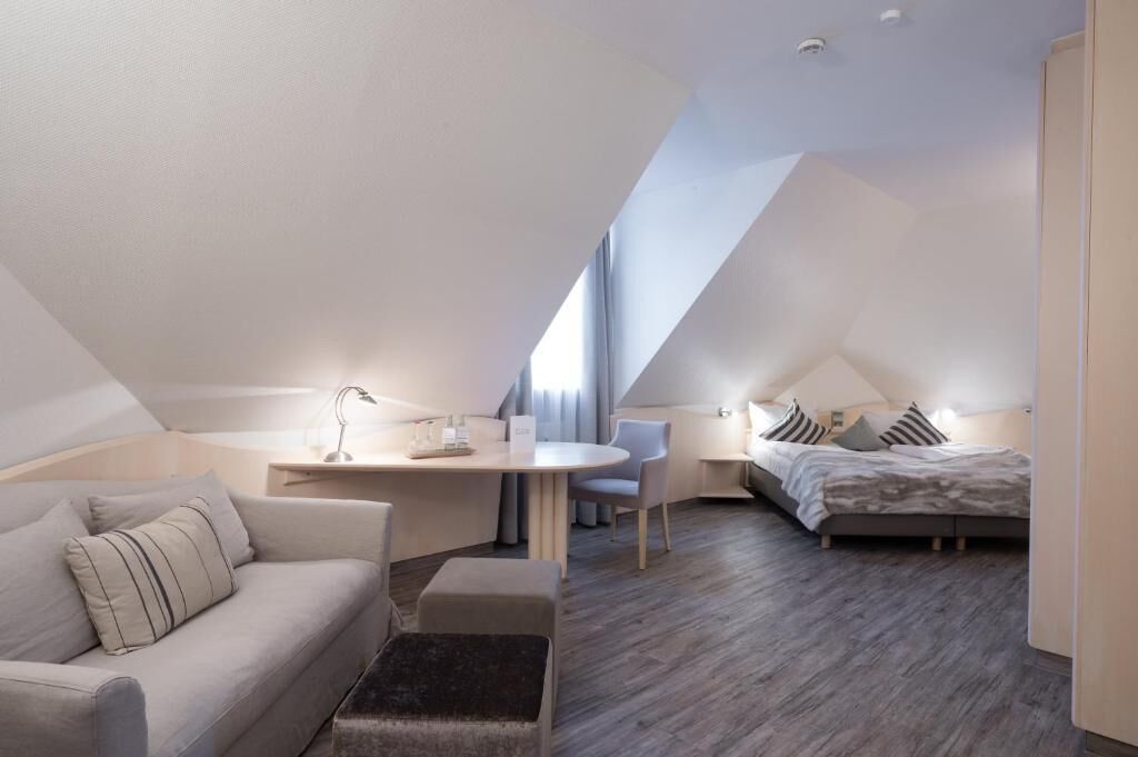 Superior-Doppelzimmer, 1 King-Bett und Schlafsofa, Stadtblick | Innenbereich