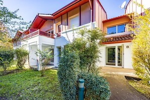Exterior - Le Bois de Mendi Alde - Community pool (CAMBO LES BAINS)