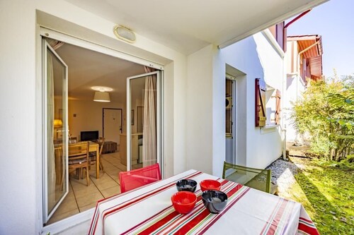 Le Bois de Mendi Alde - Community pool