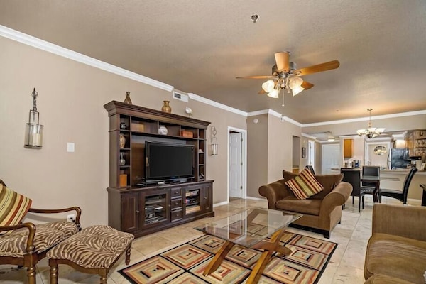 Open Family Room for Entertaining