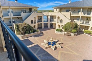 Property grounds - UNIT 2305 1 Bed 1.5 Bath on Lake Travis (Lago Vista)