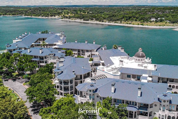Exterior - Villa 1104 - Great Lake View with a king bed (Lago Vista)
