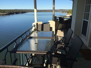 Outdoor dining - UNIT 3321 - Luxury Villa at Island Resort (Lago Vista)