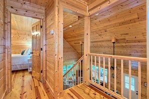 Interior - Sensational Mountain View Log Cabin Dog Friendly! (Rabun County)