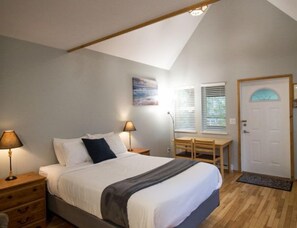 WiFi, bed sheets